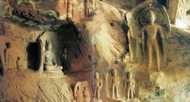 འཕྲིན་བཟང་།  ངེད་ཀྱི་ལས་གཞི་གལ་ཆེན《ཀྲུང་ཧྭ་མི་རིགས་ཐུན་མོང་ཚོགས་པའི་འདུ་ཤེས་བརྟན་དུ་གཏོང་བའི་ཞིབ་འཇུག་དཔེ་ཚོགས》ཞེས་པ2024ལོར་ལོ་ལྔའི་འཆར་འགོད་བཅུ་བཞི་བའི་རྒྱལ་ཁབ་གནད་འགག་དཔེ་སྐྲུན་འཆར་གཞིའི་དཀར་ཆག་ཁྲོད་བདམས་པ།